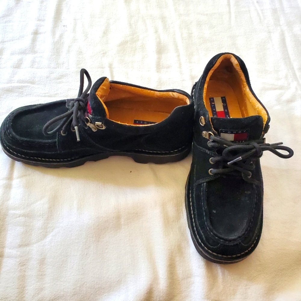 Hilfiger suede Shoes. Black. Vintage